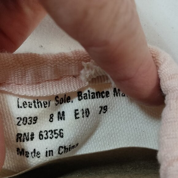 Capezio Pink Canvas Ballet Shoes (6 women/4.5 big kids) - Picture 7 of 7